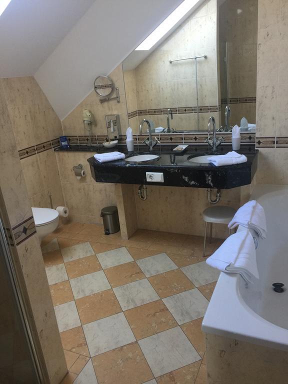 Strandhotel Deichgraf Граал-Мюриц Екстериор снимка