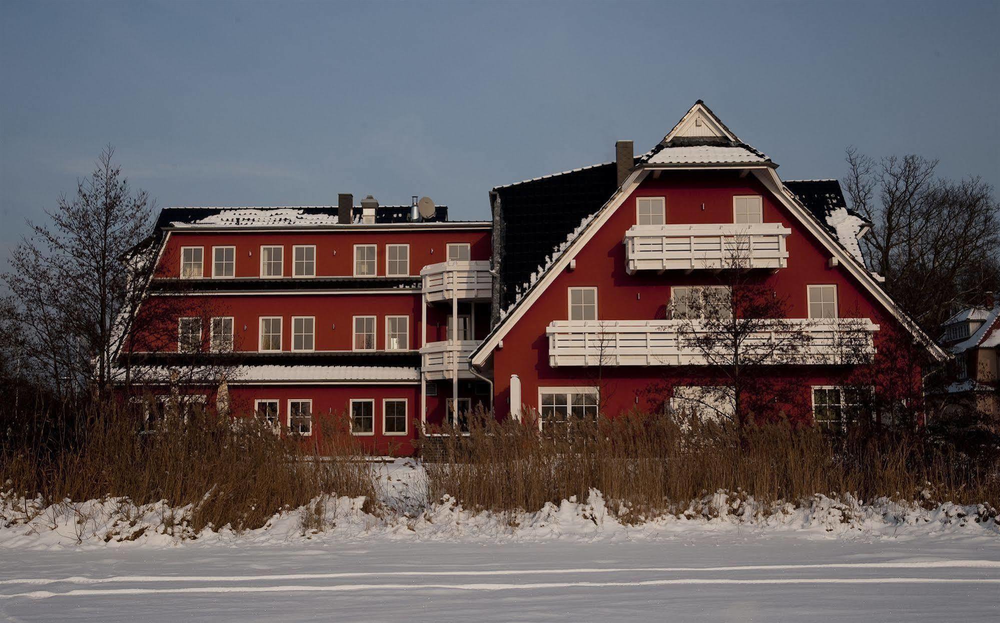 Strandhotel Deichgraf Граал-Мюриц Екстериор снимка